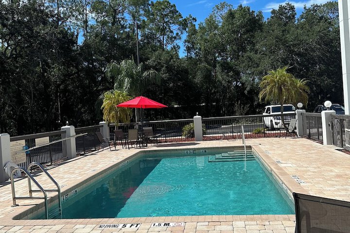 Pool 8 of 32