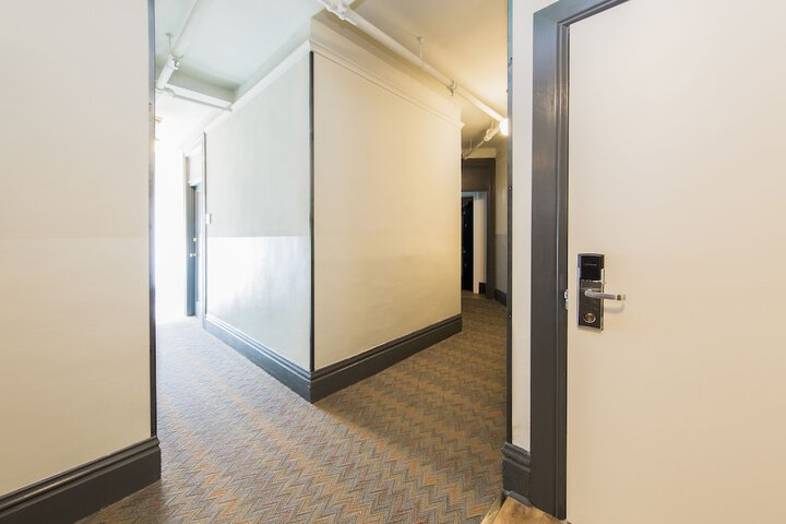 Ballroom/Hall 20 of 20