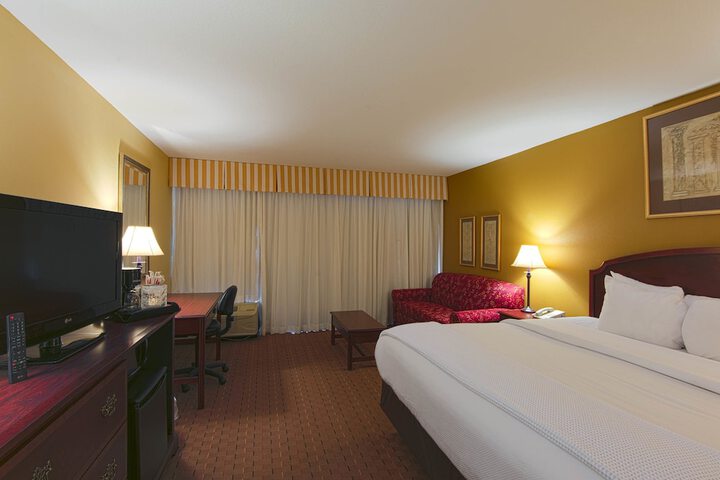 Room 30 of 58