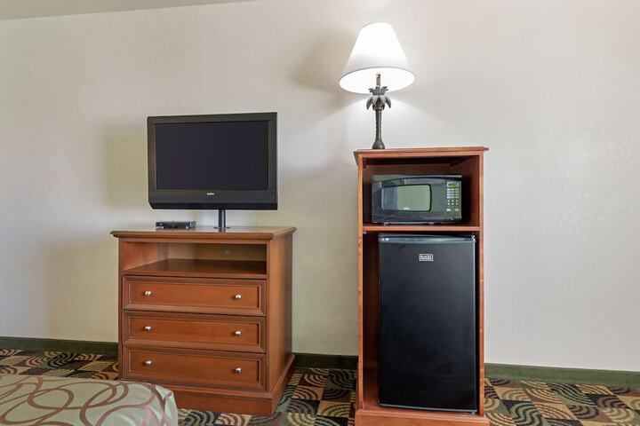 Room 9 of 26