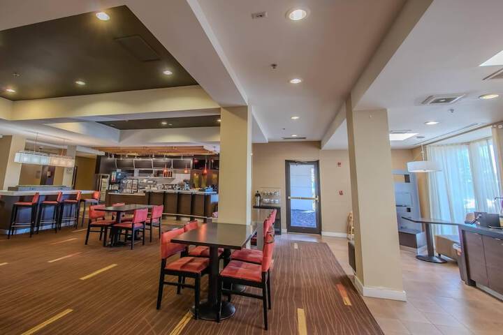 Country Inn & Suites by Radisson Convention Center