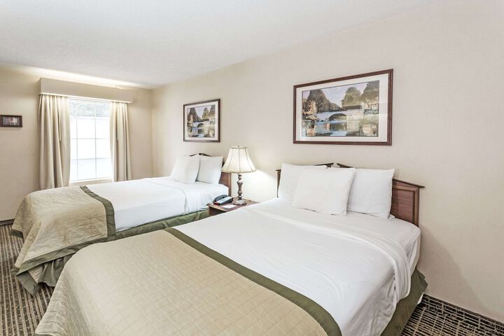 Room 14 of 27