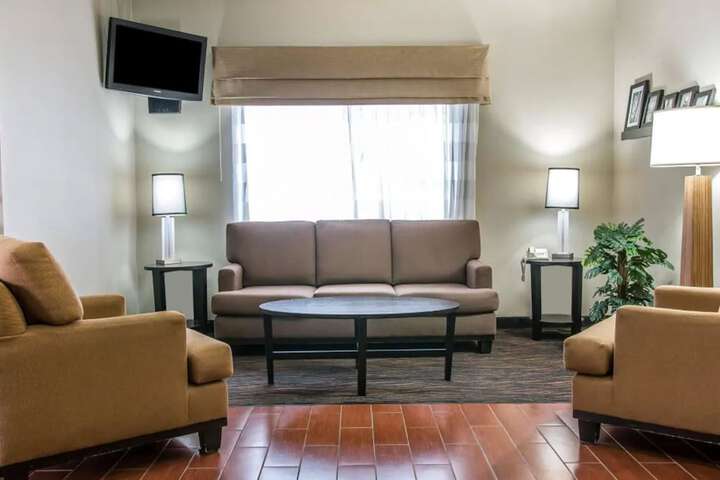 Hotel Interior 8 of 31