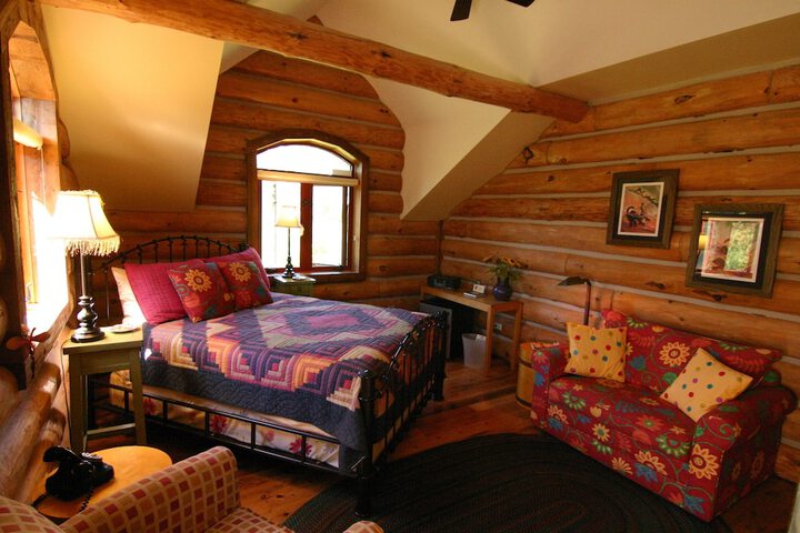Room 13 of 35