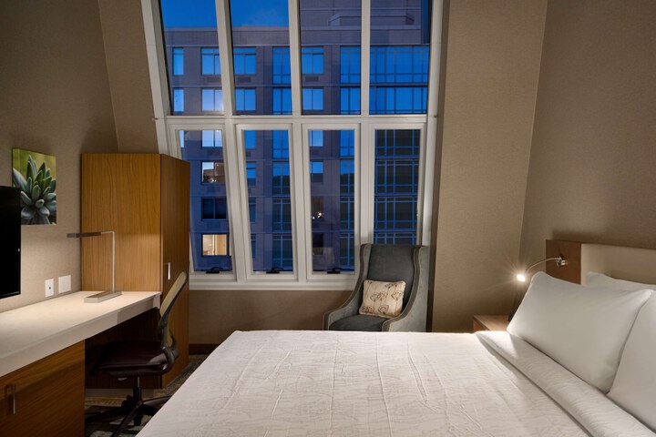 Room 15 of 41
