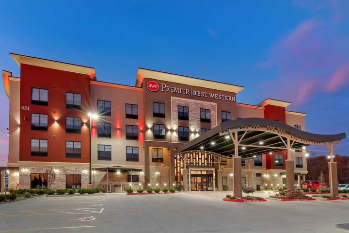Hotel 3 of 44