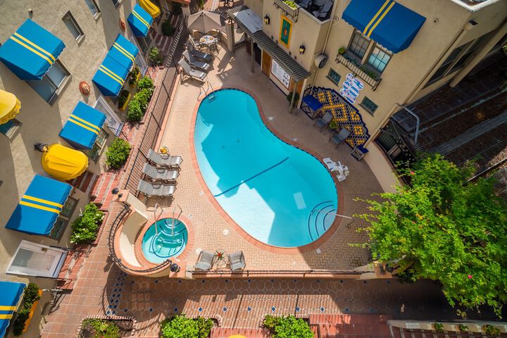 Pool 9 of 52