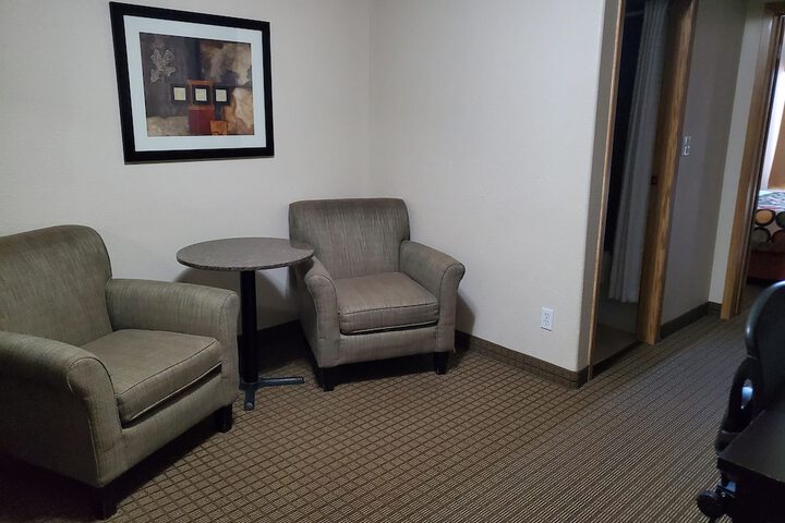 Super 8 by Wyndham Edmonton International Airport