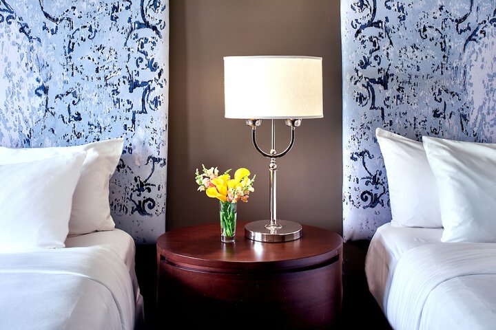 Room 18 of 65