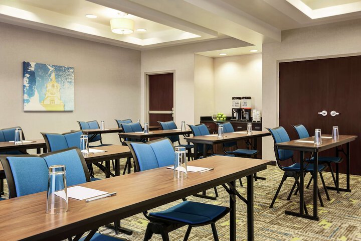 Hampton Inn & Suites York South
