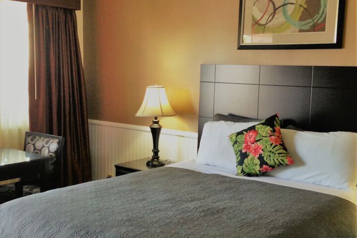 Room 18 of 54