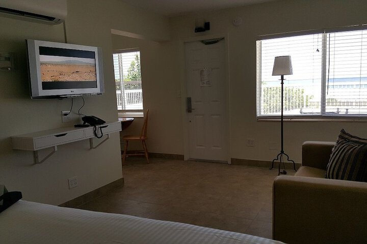 Room 28 of 85