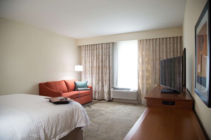 Room 34 of 49
