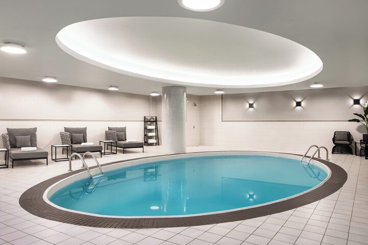 Pool 15 of 62