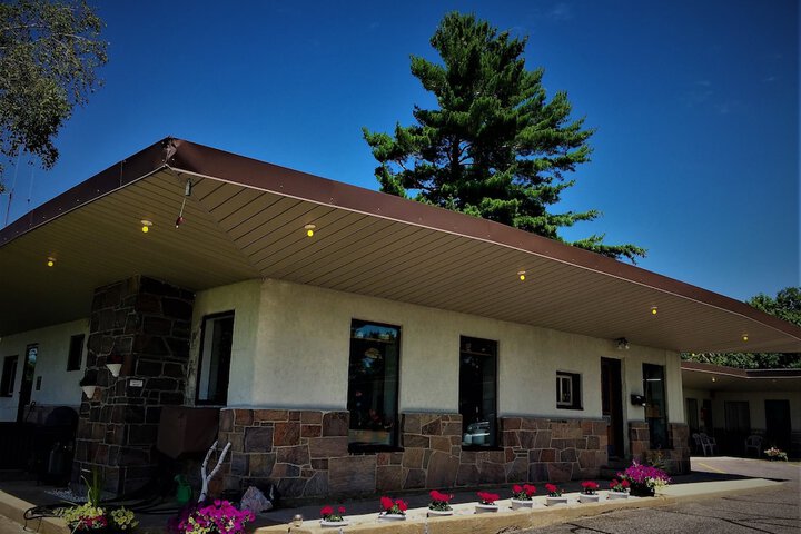 Town and Country Motel