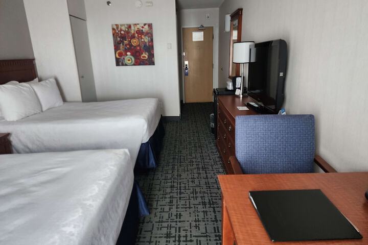 Room 6 of 23