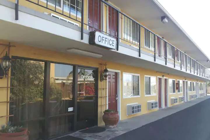 Lotus of Lompoc - a Great Hospitality Inn