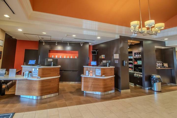 Country Inn & Suites by Radisson Convention Center