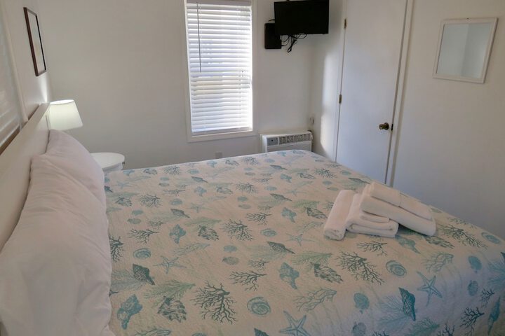 Room 59 of 104