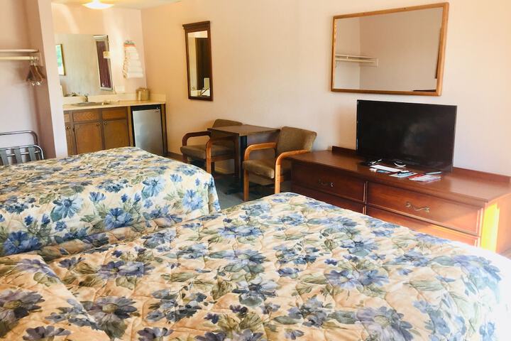 Room 17 of 24