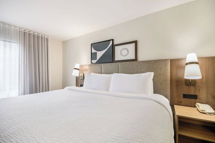 Staybridge Suites Toledo - Maumee by IHG