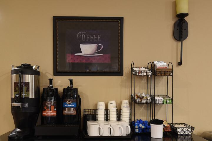Breakfast/Coffee Service 68 of 76