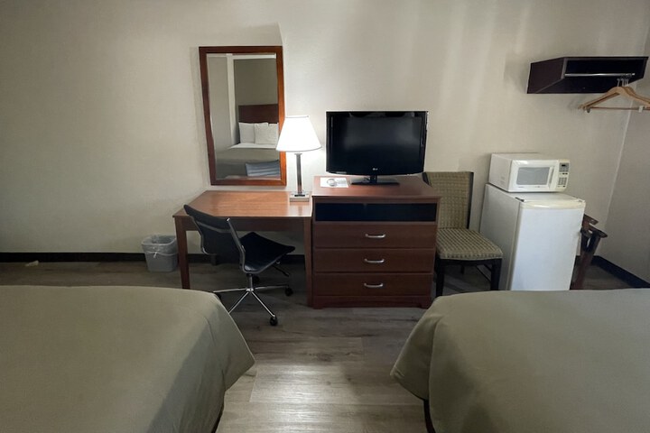 Room 22 of 50