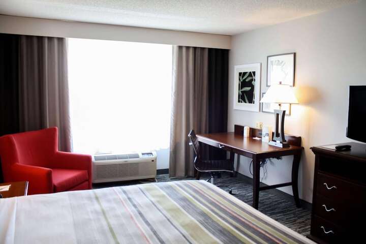 Country Inn & Suites by Radisson Washington Dulles International Airport, VA