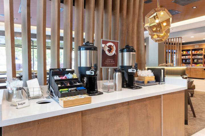 Breakfast/Coffee Service 26 of 28