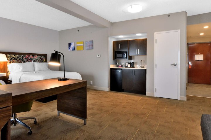 Room 11 of 64