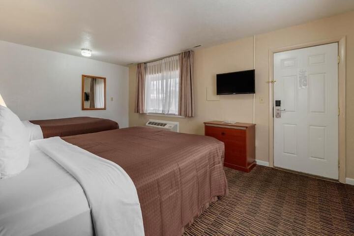 Room 7 of 24