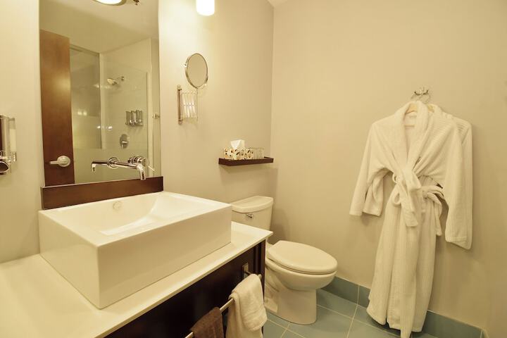 Room 21 of 50