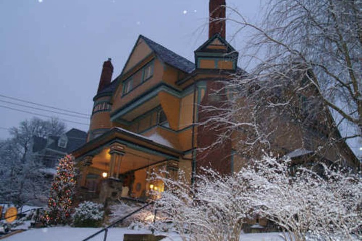 Hotel 3 of 42