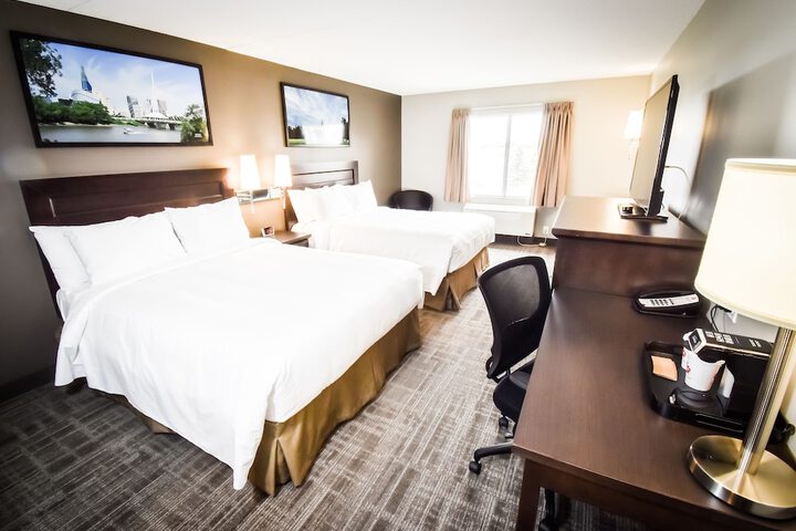 Room 21 of 38