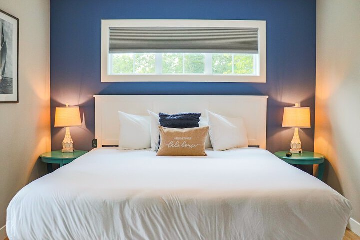 Room 34 of 127