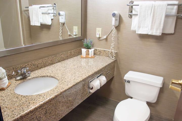 Country Inn & Suites by Radisson Garden City, KS