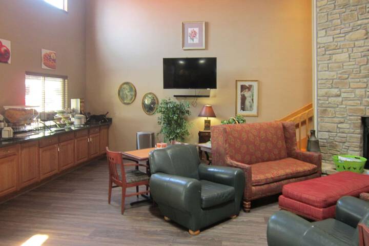 Quality Inn Nashville - Bloomington
