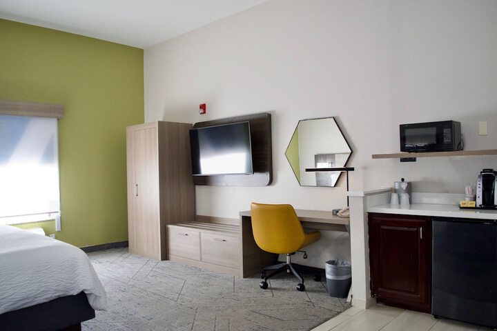 Room 55 of 86