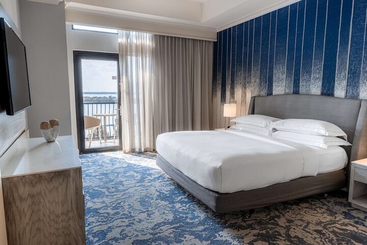 Room 30 of 72
