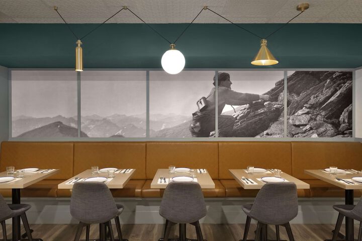 Dining 189 of 215