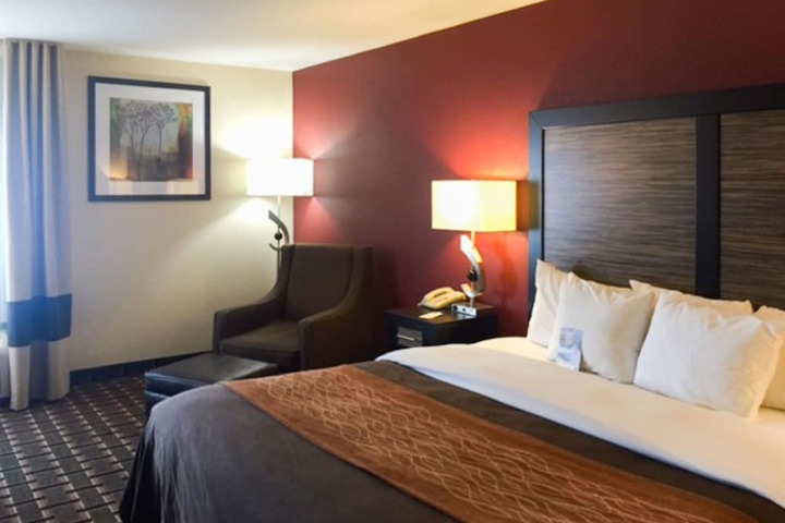 Room 3 of 12