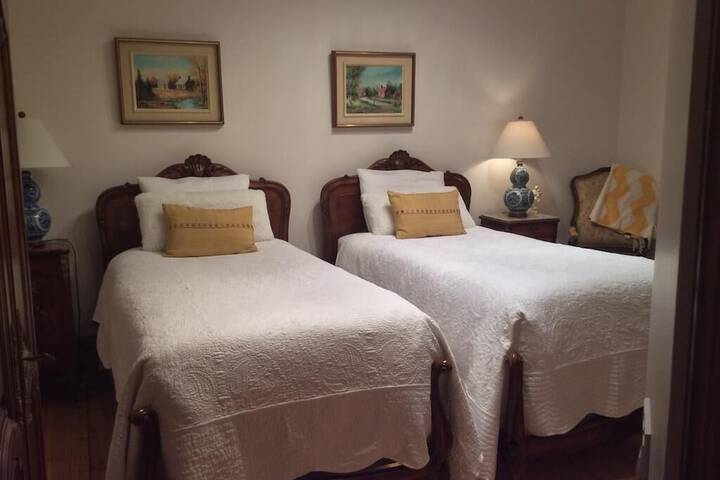 Ile De Garde B & B