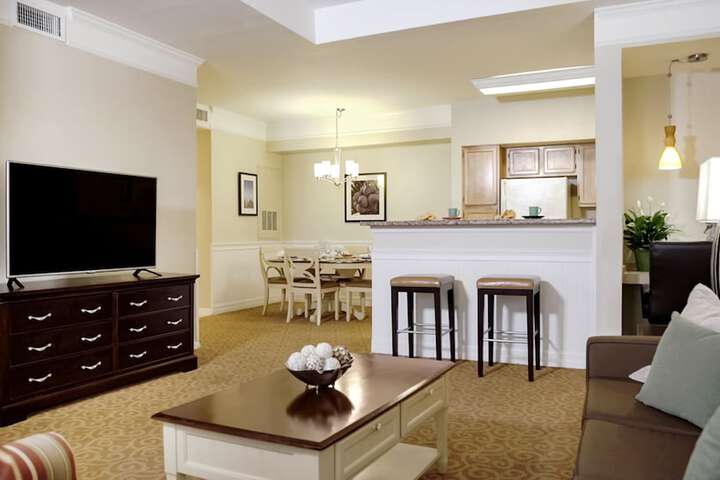Room 32 of 63