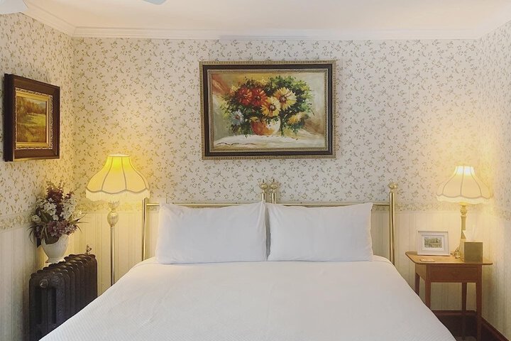 Room 34 of 47