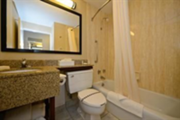 Quality Inn & Suites