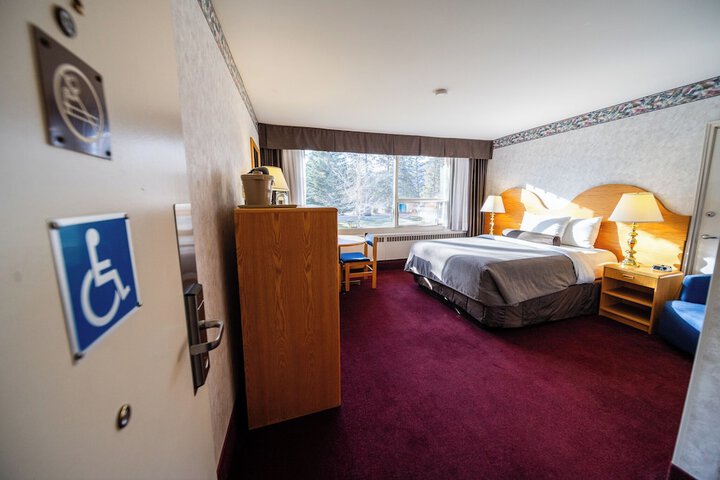 Room 46 of 67