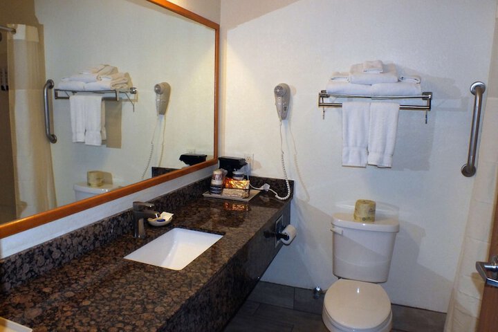 Room 14 of 34