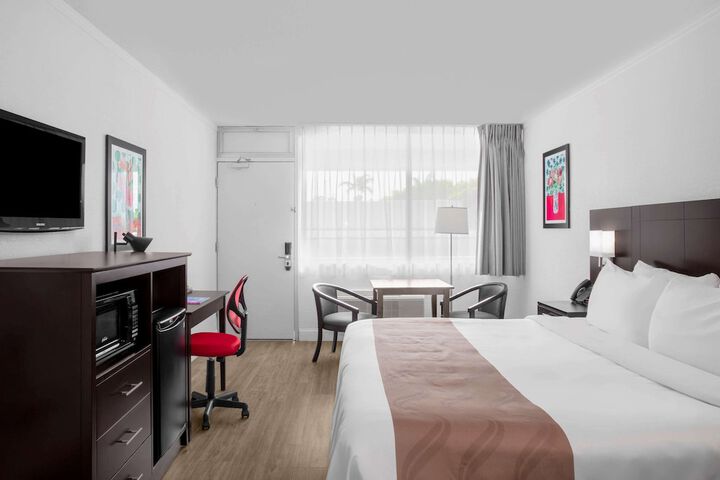 Room 35 of 48