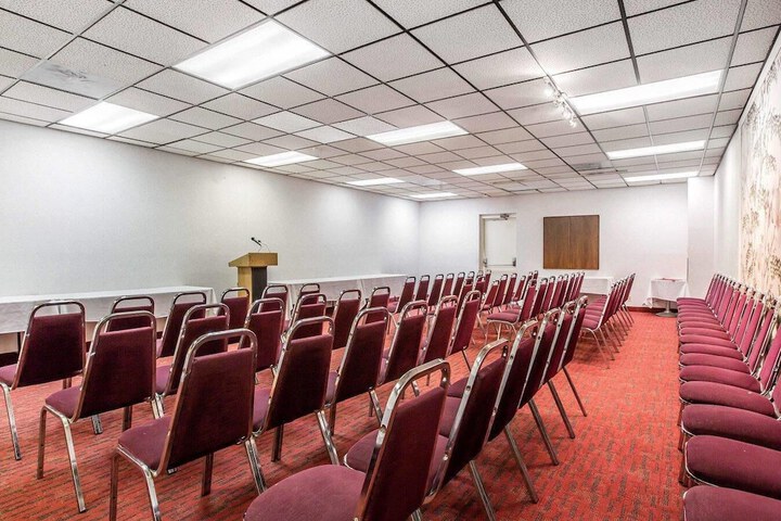 Quality Inn & Suites Montebello - Los Angeles