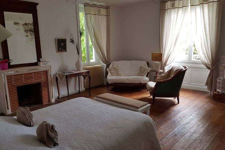 Room 14 of 60